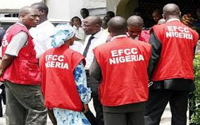 EFCC officers in operation